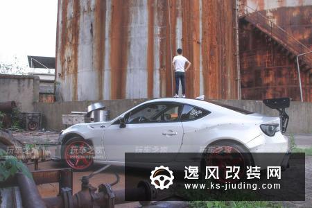 宽体丰田86改装变形记 一个关于漂移和AE86的梦想