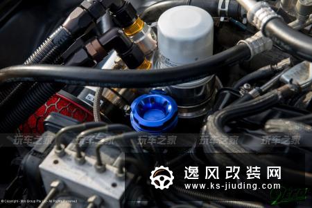 丰田86改装Varis宽体套件 HKS GTIII涡轮增压套件加持