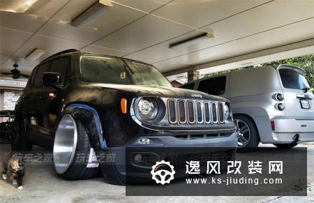 买了辆Jeep自由侠玩改装，不改升高玩起了宽体低趴风格