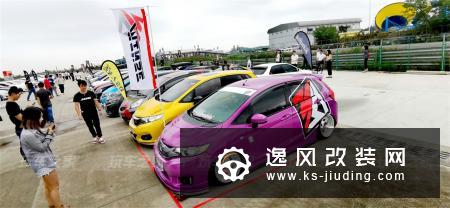 本田超跑GK5玩姿态改装，芬达涂装不开空调看着都凉快