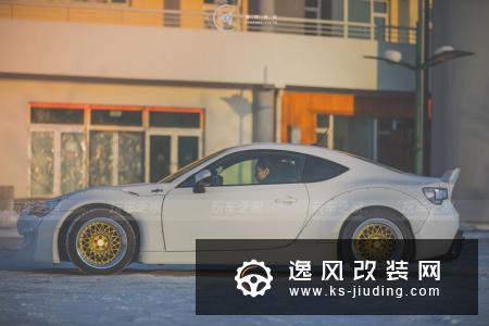 嫁不出去也要玩改装？付大腿和她的宽体86