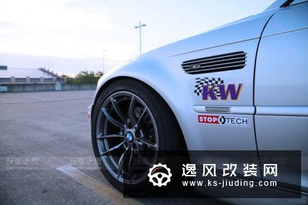 玩老车不容易，美国提宝马E46 M3赛道化改装总结