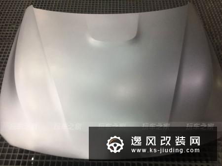 DIY发动机盖起初想的自己做一个试试,害怕自己搞不好,就500元收了原厂有碰