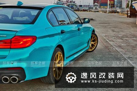 深圳车友投入20多万玩改装，打造骚包“孔雀蓝”宝马新5系(G38)
