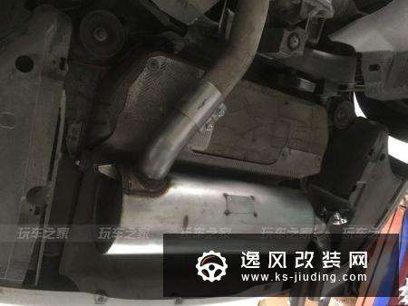 DIY发动机盖起初想的自己做一个试试,害怕自己搞不好,就500元收了原厂有碰