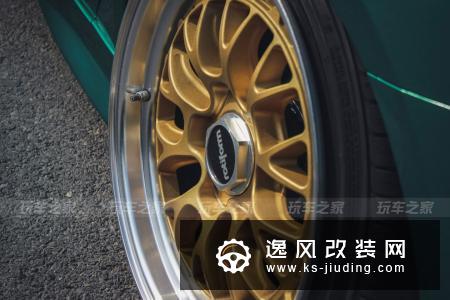 这辆蒙迪欧还在用绞牙你信吗？定制机盖背后居然如此个性