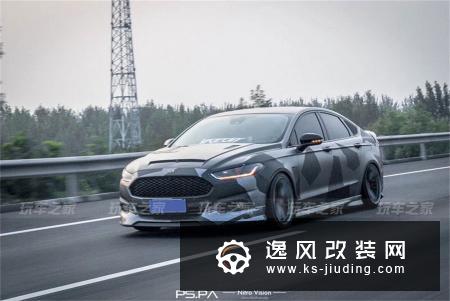 这辆蒙迪欧还在用绞牙你信吗？定制机盖背后居然如此个性