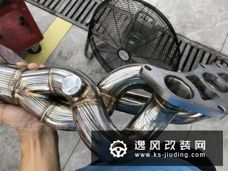 锐志:2.5LV6后轮驱动!当时越是了解下去越是毒!