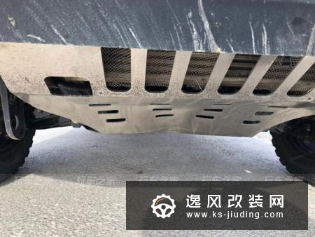 16年初我选择了一亮五十铃2.6汽油四驱皮卡,就是庆铃皮卡