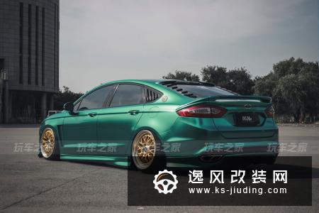 这辆蒙迪欧还在用绞牙你信吗？定制机盖背后居然如此个性
