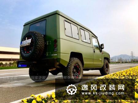 这才是硬派越野SUV，北汽勇士三门六座版改装案例