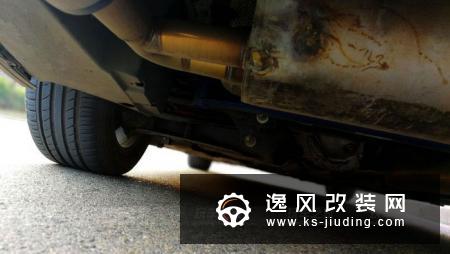 宝马320i载两人加速5.91秒 却用了国内最抠门的改装方案