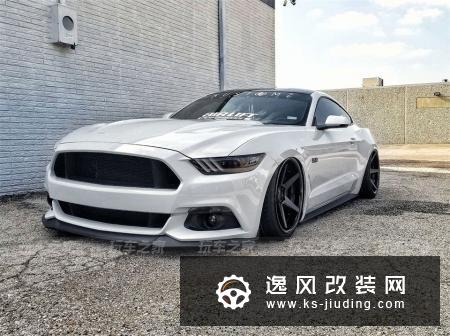 完整度极高的福特Mustang GT改装，定制内饰惊艳全场