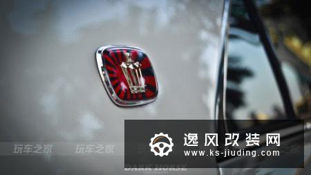 从气动避震到绞牙，这辆皇冠的车主对改装有着自己的想法