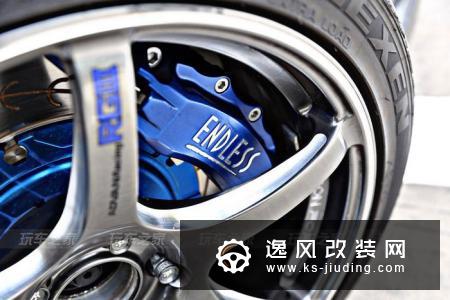 2017年6月份订的车,这台黑色前后等了3个月,因为自己本身就很喜欢黑色