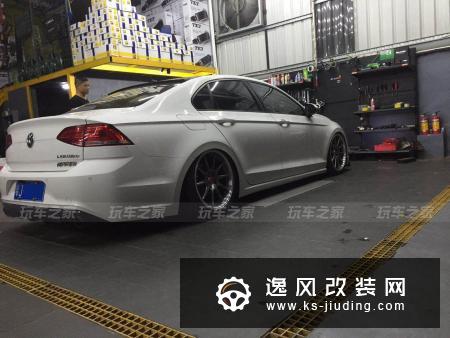 这辆凌渡避震烂了吗？车主改装气动避震尽显低趴魅力