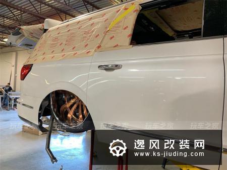 超硬核改装 全新林肯领航员极限低趴案例