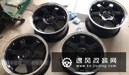 车友把丰田威驰改装成赛道版 买菜车也可以很精彩