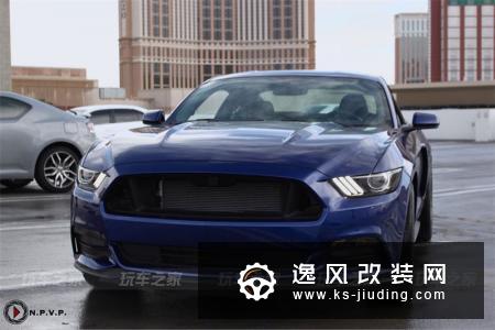 美式肌肉跑车玩低趴 福特Mustang改装后更帅了