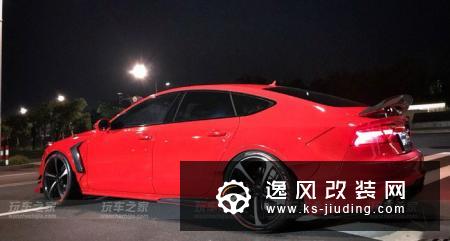 奥迪A7的华丽升级RS7 爆改血色宽体
