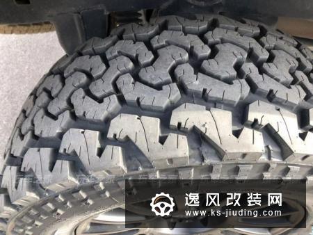 16年初我选择了一亮五十铃2.6汽油四驱皮卡,就是庆铃皮卡
