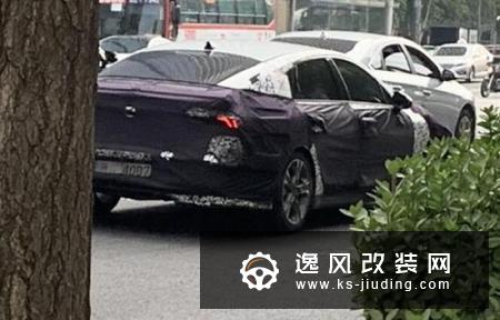 配贯穿式尾灯 起亚新一代K5路试谍照曝光