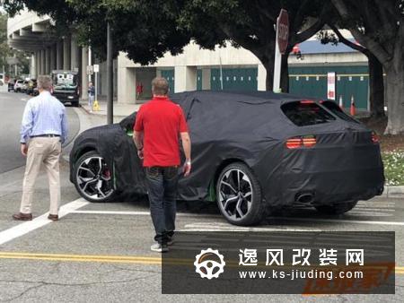 奥迪RS Q8最新谍照曝光 或洛杉矶车展发布