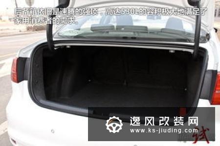 大众全新速腾GLI街拍 搭2.0T引擎动力更强劲