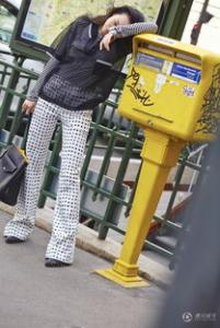 特斯拉Model Y街拍曝光 取消鸥翼门设计