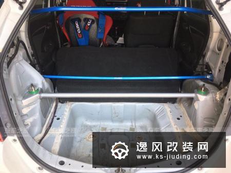 两年时间改装一辆飞度 外观低调却能参赛拿奖杯