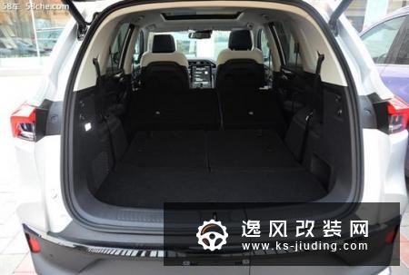 实拍上汽MAXUS D60 胆大心细个性十足