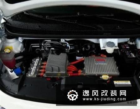 小蚂蚁对比江淮iEV6E谁的性价比更高呢？