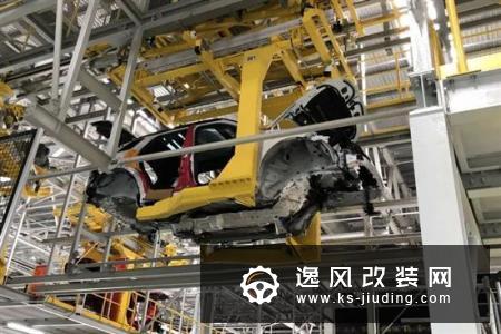 全新揽胜极光还没上市 我已经看了个遍