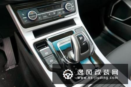 黑色车标 国六 帝豪家族全系车型抢先实拍