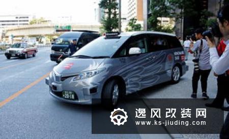 安波福联手Lyft完成自动驾驶出租车服务