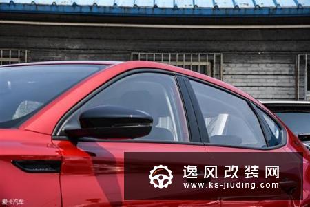 实拍名爵6新能源Trophy版 全面黑化更运动