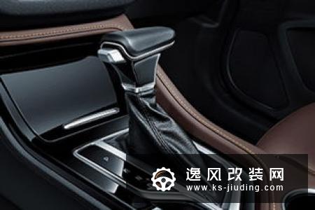 长安逸动新增1.4T车型 将于重庆车展发布