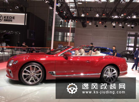 2019深港澳车展 全新宾利欧陆GT敞篷版亮相