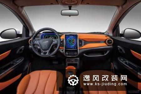 小蚂蚁对比江淮iEV6E谁的性价比更高呢？