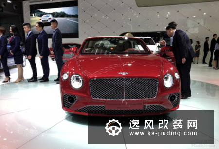 2019深港澳车展 全新宾利欧陆GT敞篷版亮相