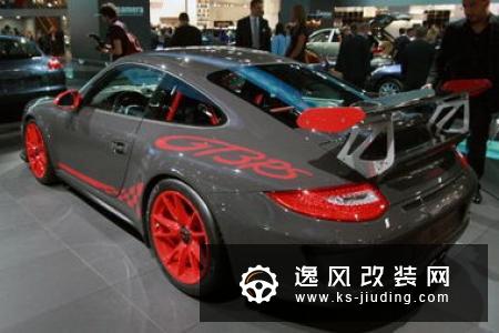 法兰克福车展：保时捷718 Cayman GT4