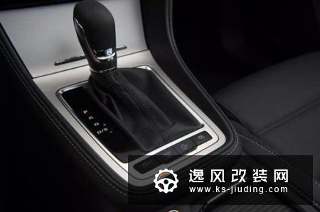 10万级2台高颜值新款家轿 买谁更划算？