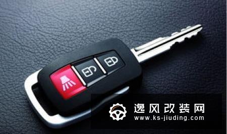 汽车没有熄火又拧钥匙打火 会伤车吗？