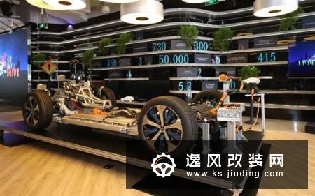 拥有一辆EQC纯电SUV后 生活会变成什么样
