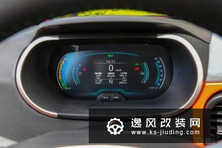 小蚂蚁对比江淮iEV6E谁的性价比更高呢？