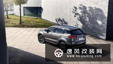 同为吉利旗下的明星SUV 领克01对比吉利博越
