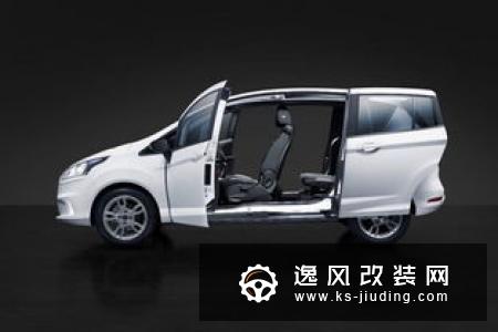 因车门行驶中打开 福特中国召回林肯大陆
