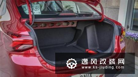 10万级这台高性价比轿车 很适合年轻人