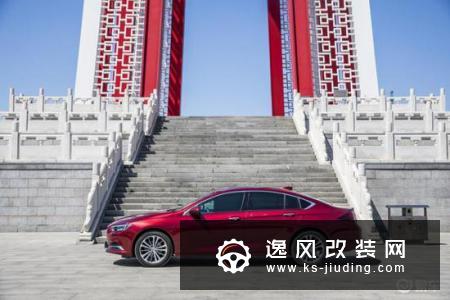操控的意义有多大 阿特兹君威对比试驾