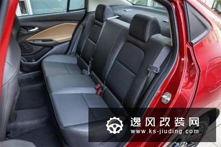 10万级这台高性价比轿车 很适合年轻人